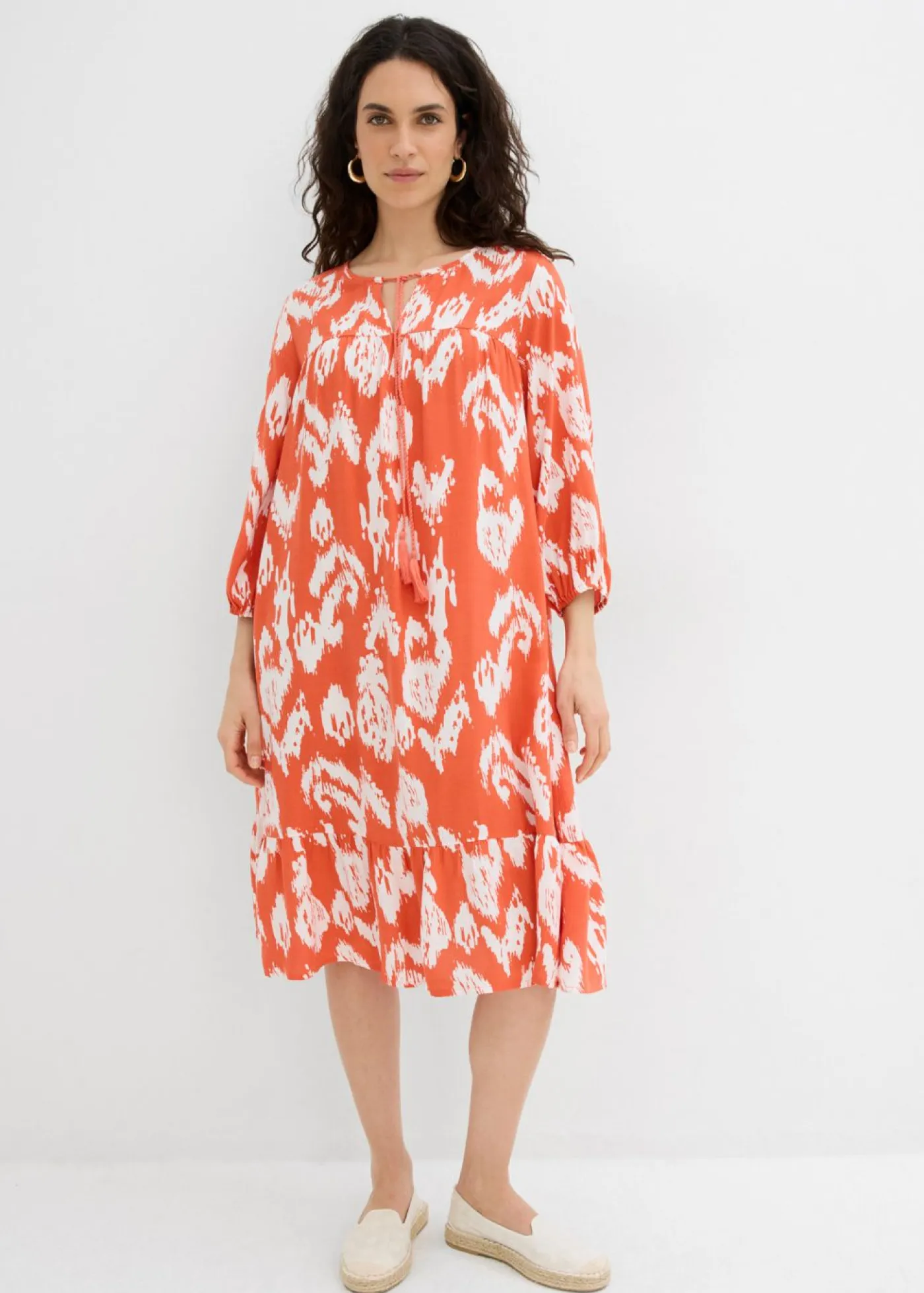 bonprix bonprix Conjuntos De Ropa|Vestidos>Vestido tipo túnica de viscosa pura Cayena/blanco lana estampado