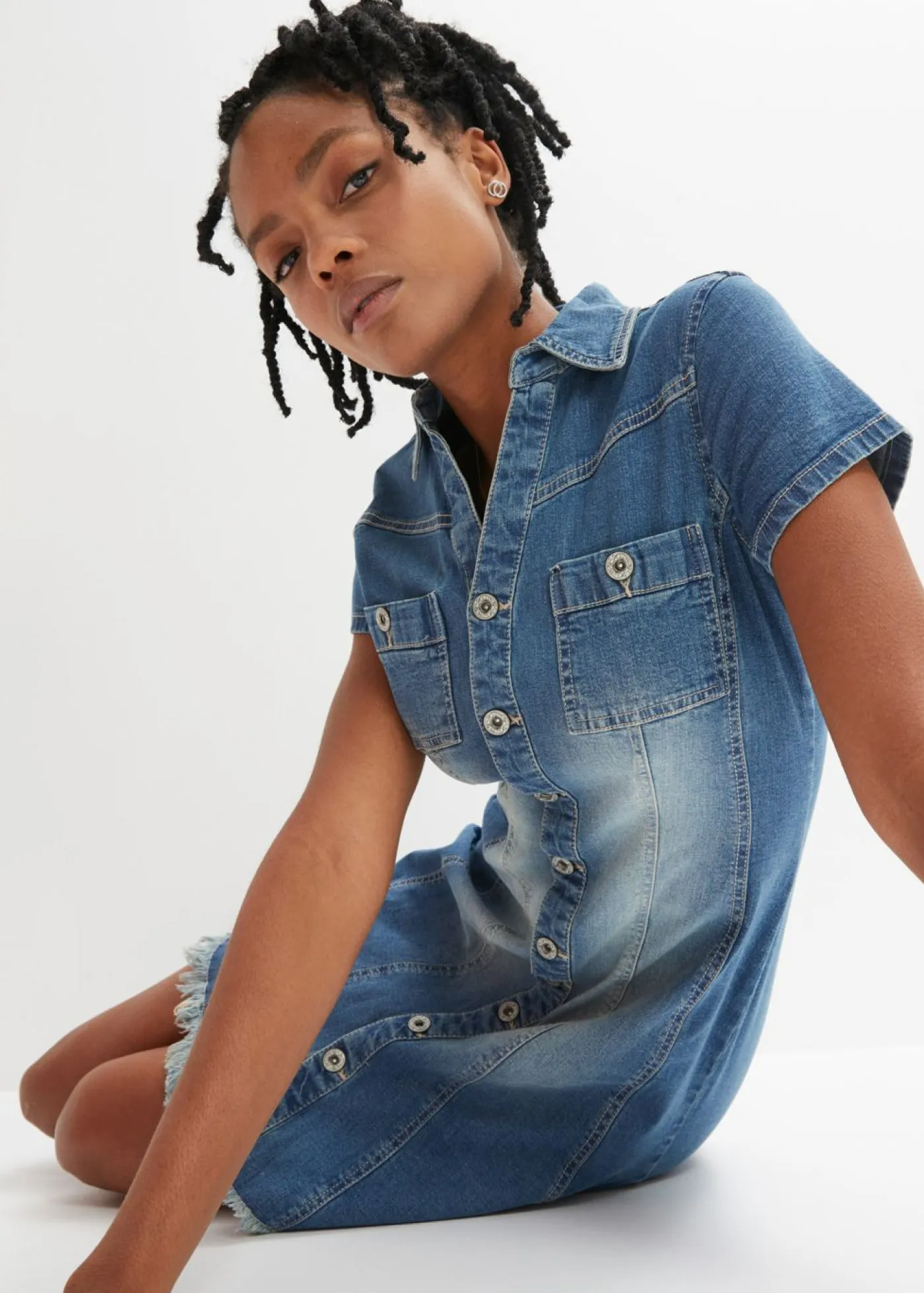 bonprix bonprix Vestidos>Vestido vaquero con botones y dobladillo abierto Azul vaquero