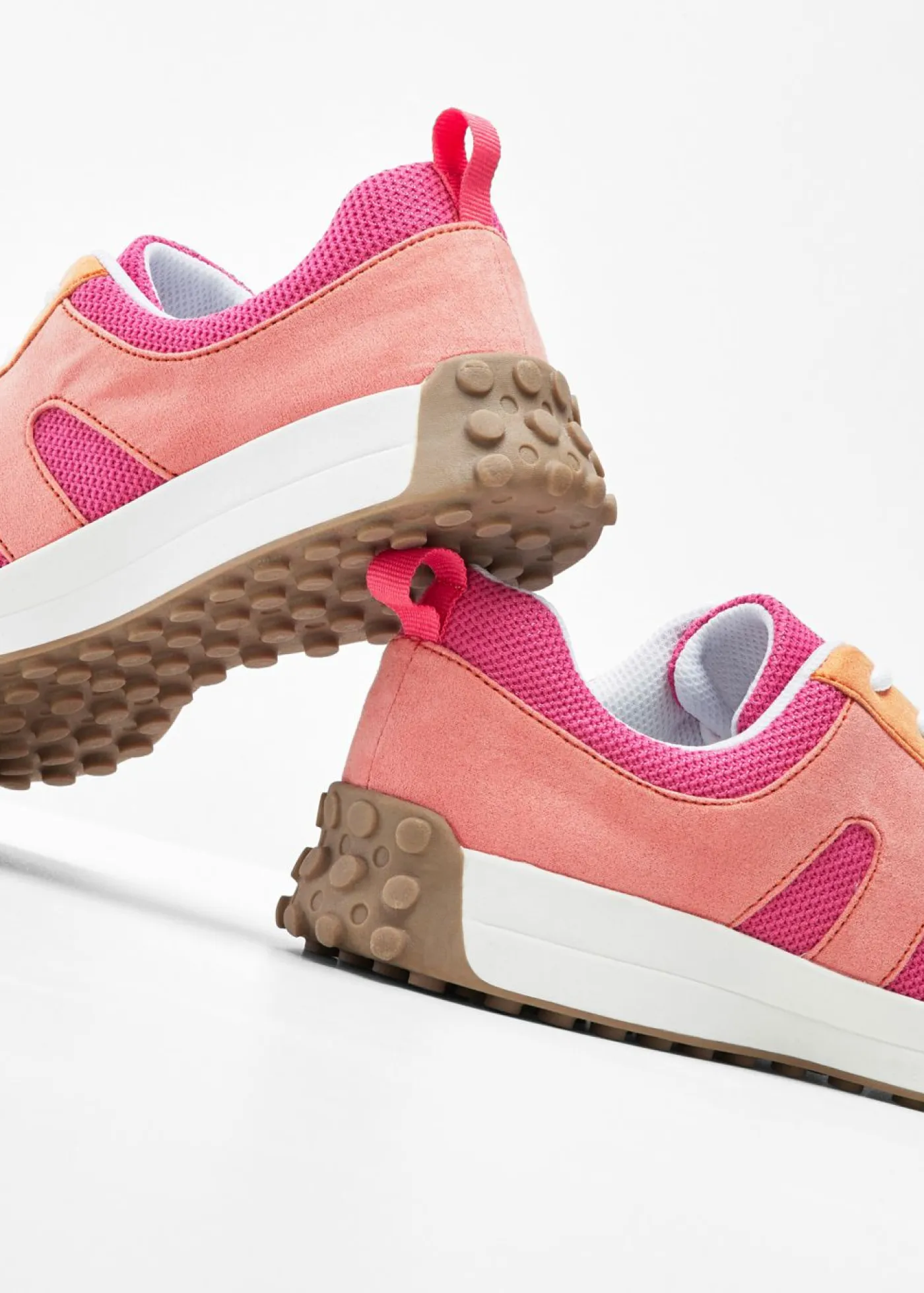 bonprix bonprix Tendencias·Zapatos Veganos|Zapatillas>Zapatillas deportivas con inserto de malla Rosa-naranja