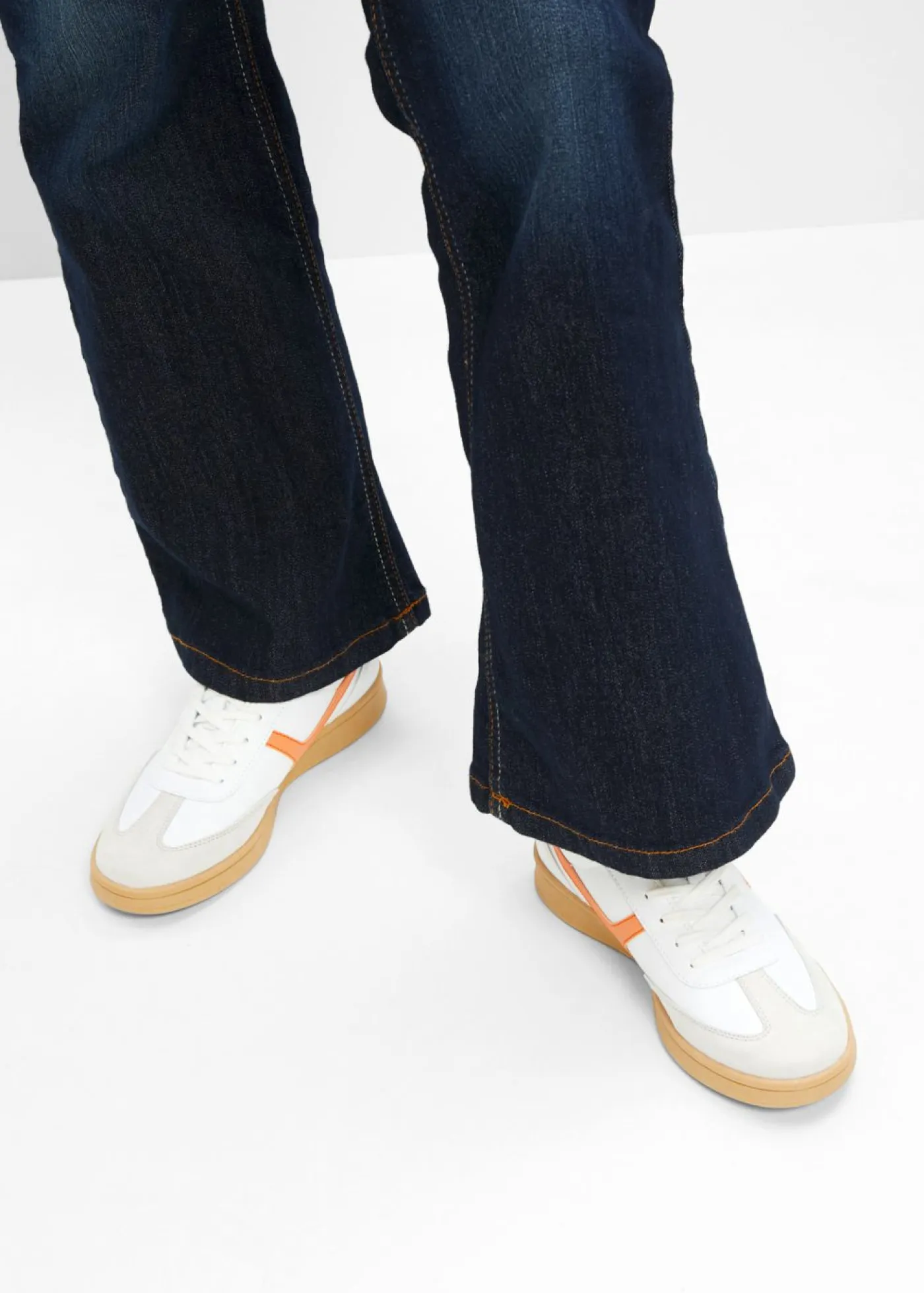 bonprix bonprix Tendencias·Zapatos Veganos|Zapatillas>Zapatillas deportivas de estilo retro Blanco-naranja