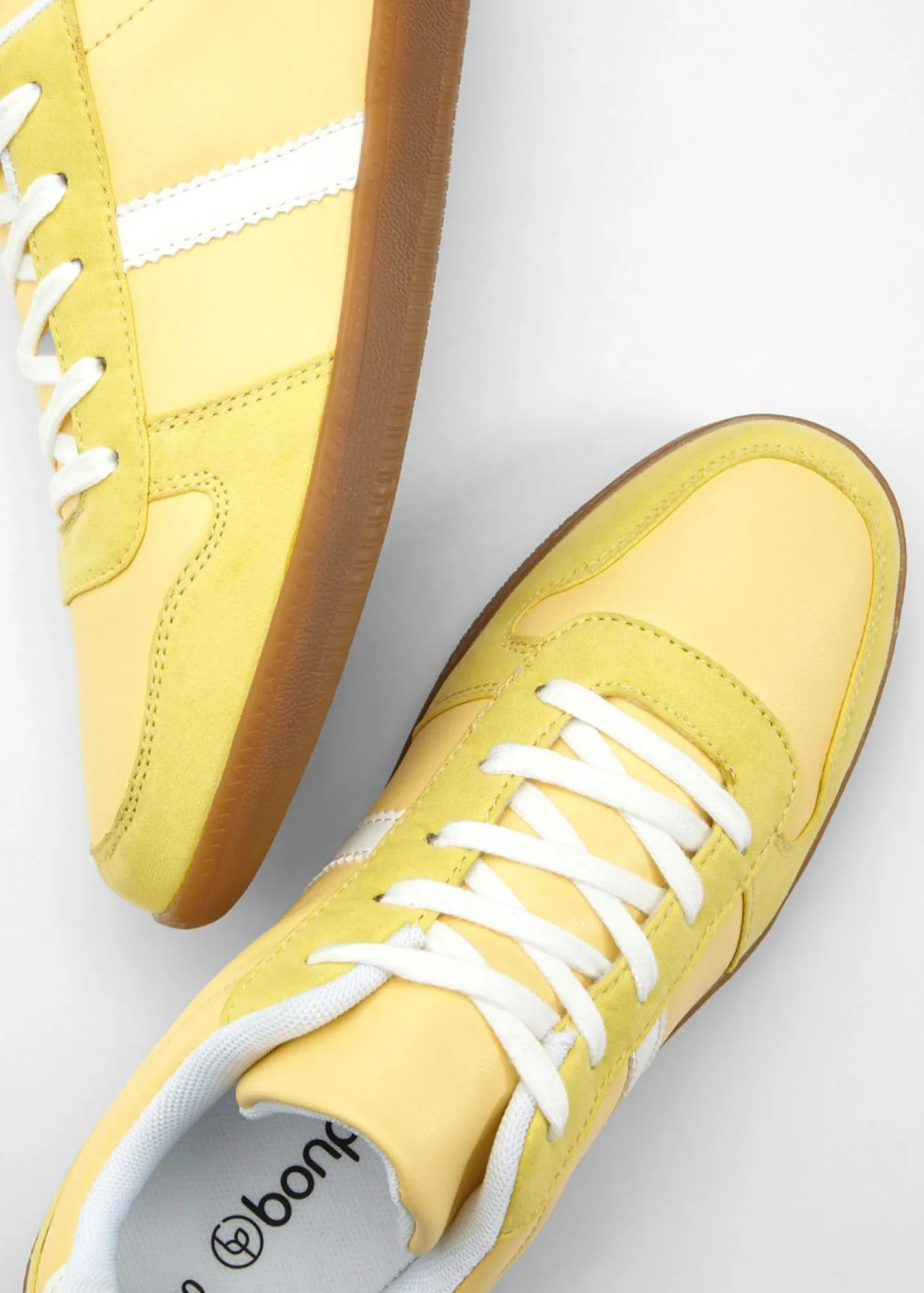 bonprix bonprix Tendencias·Zapatos Veganos|Novedades>Zapatillas deportivas de estilo retro Amarillo claro