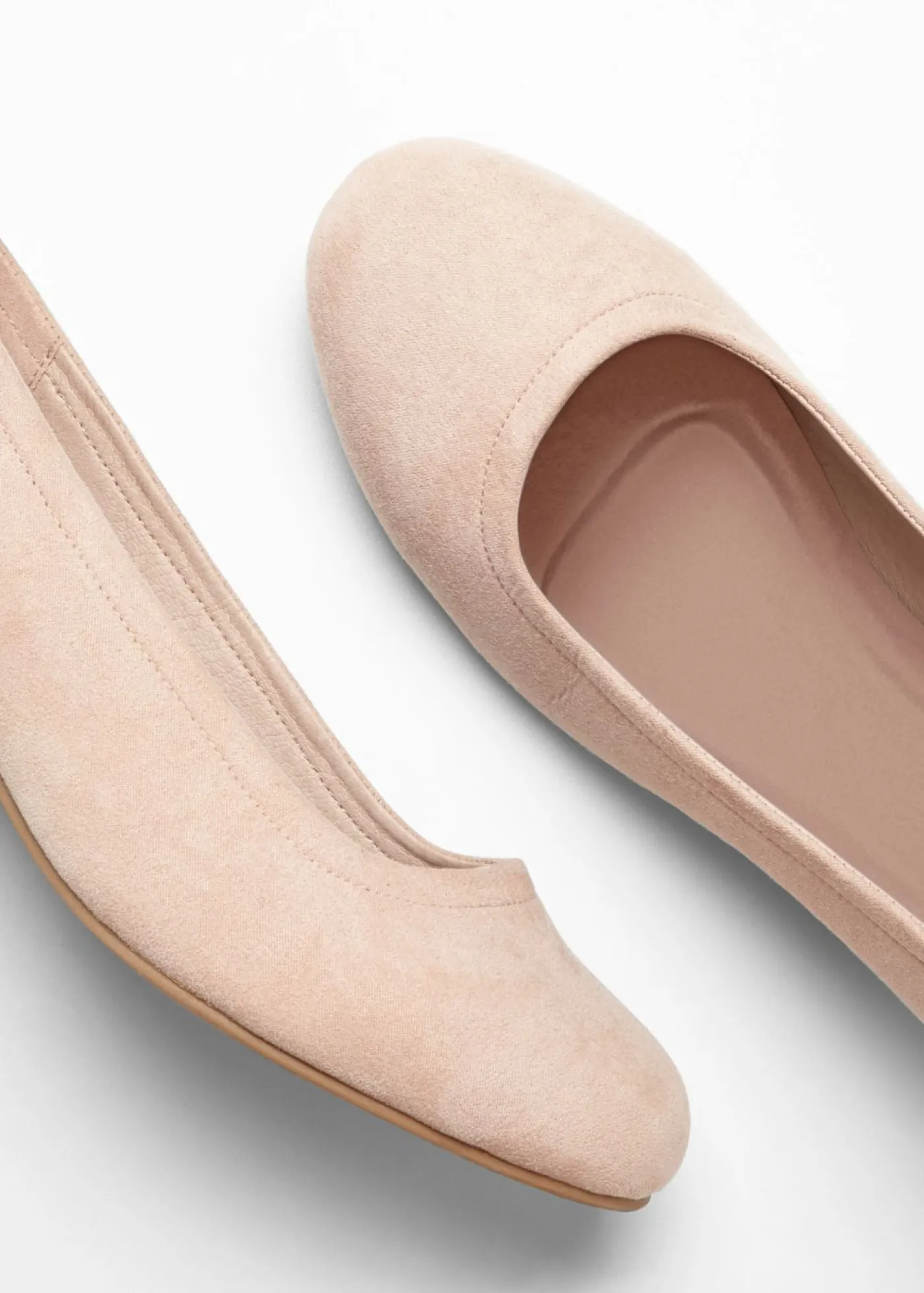 bonprix bonprix Tendencias·Zapatos Veganos|Tendencias·Fiesta>Zapatos de tacón con tacón ancho Beige